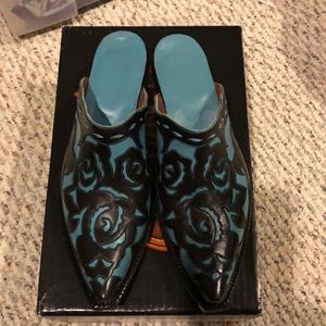 Caborca Liberty leather cowgirl mules